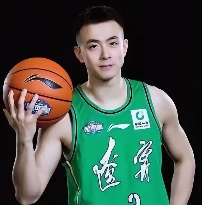 开云网页版中国官网-吃止疼药，赵继伟遇大麻烦，乌戈或不该犯错，或正式退出|辽宁男篮|季后赛|斯蒂芬·库里|张陈治锋|郭艾伦_新浪体育_新浪新闻